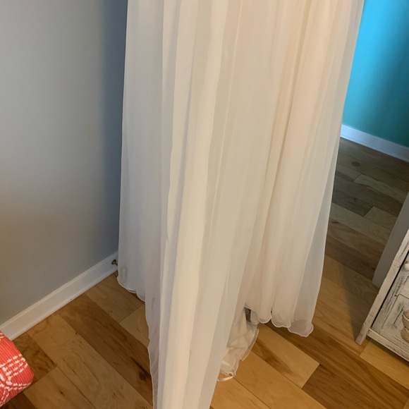 Wedding dress - Picture 9 of 9